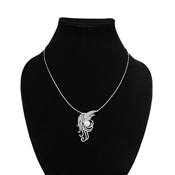 Elegant Pearl Pendant