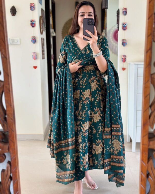 Anarkali Angrakha Style Cotton Kurta Set – Hand Embroidered - Image 5