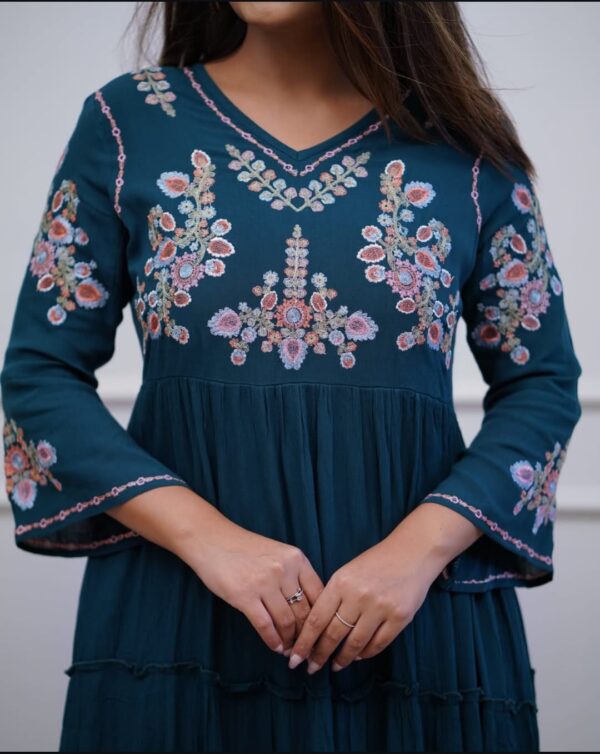 Stylish Embroidered Cotton Midi Kurti Set - Comfortable & Trendy - Image 12