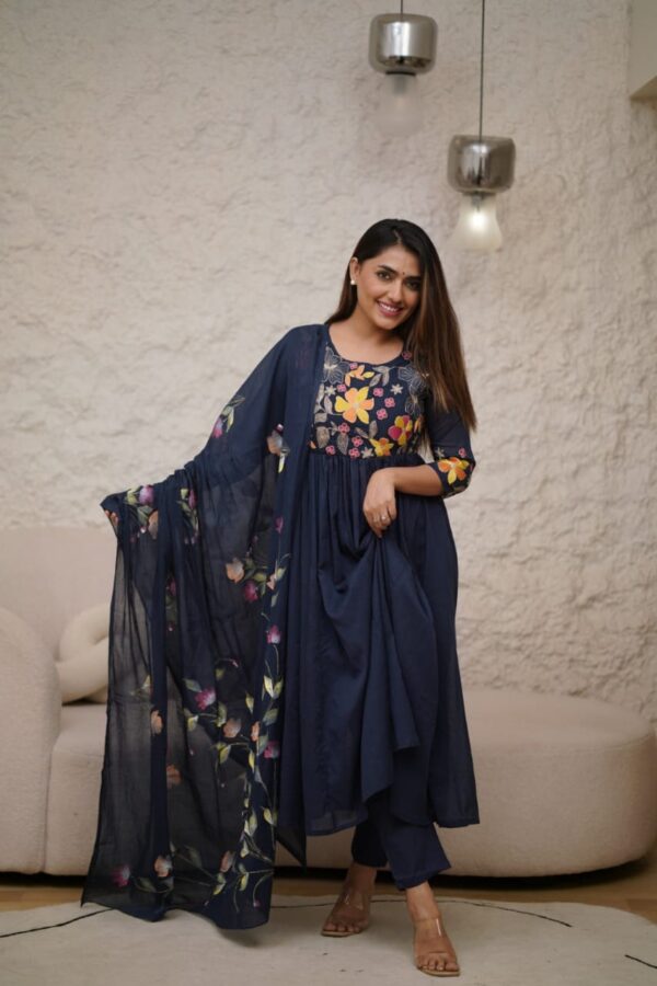 New Launch Heavy Solid Print Embroidered Cotton Suit Set - Image 8