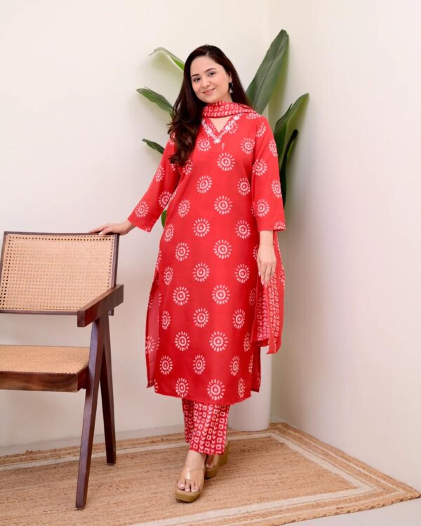 Dreamy Floral Print Cotton Kurta Set with Dupatta