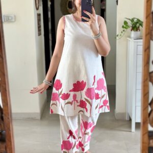 Classy Sleeveless Printed Kurti with Pant - Office Wear