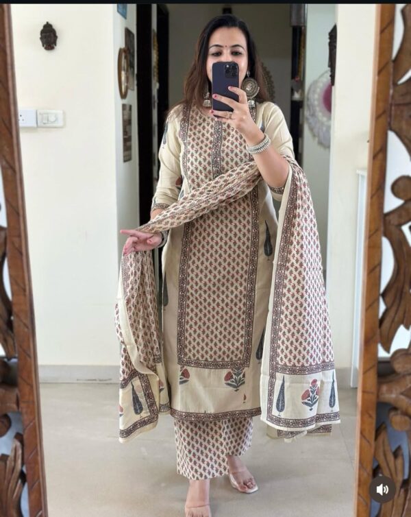 Designer Festive Wear Frock-Style Kurti with Pattern Pant  – Heavy Quality - Image 4