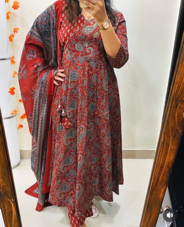 Elegant New Anarkali Kurta Set – Angrakha Style with Side Dorii & Heavy Tassel - Image 5