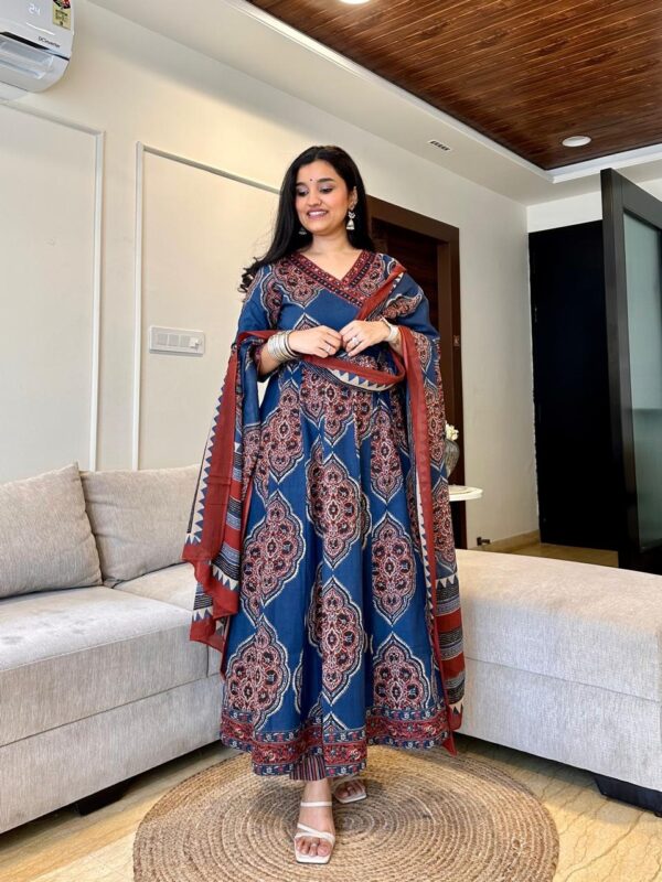 Heavy Cotton Printed Kurti Set with Pant & Dupatta