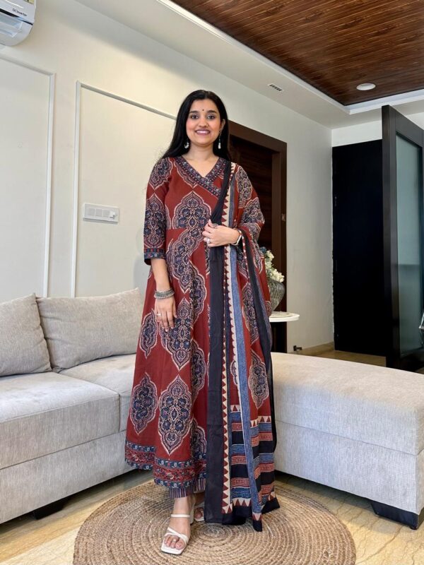 Heavy Cotton Printed Kurti Set with Pant & Dupatta - Image 2